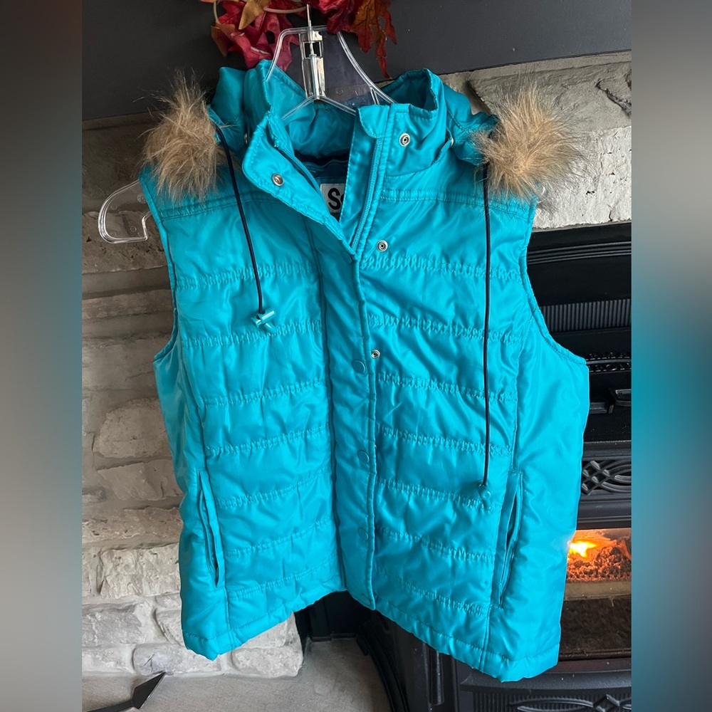 🌸 Girls Sonoma Winter Vest 🌸